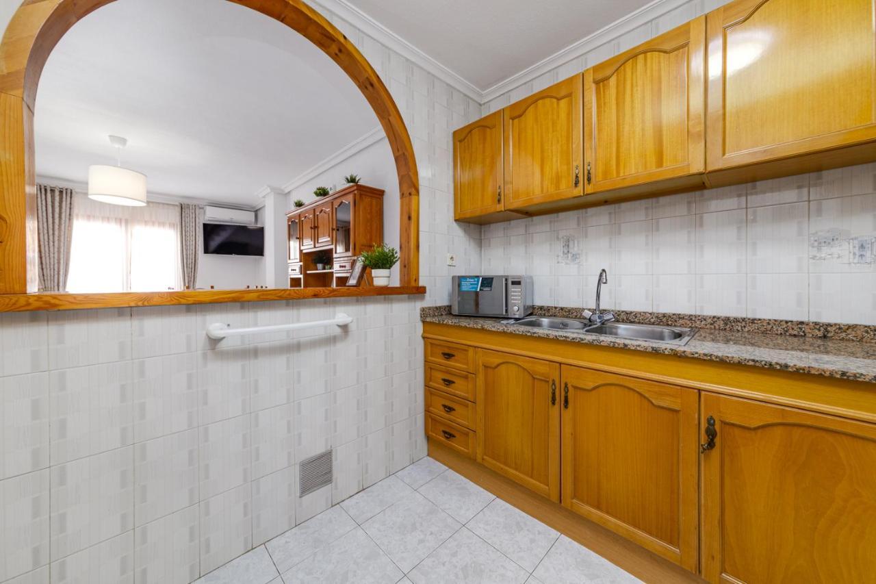 Cozy Apartment Near The Sea Torrevieja Eksteriør billede